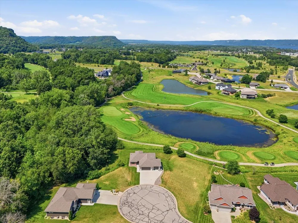 148 Medinah Circle W Lake City, MN 55041