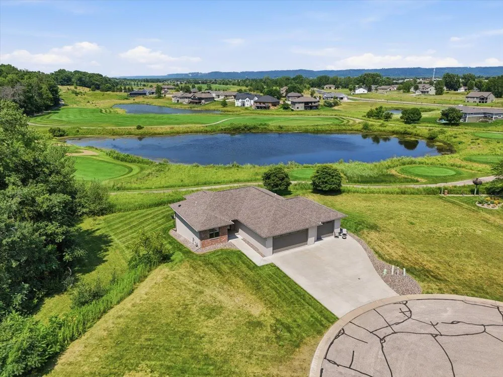 148 Medinah Circle W Lake City, MN 55041
