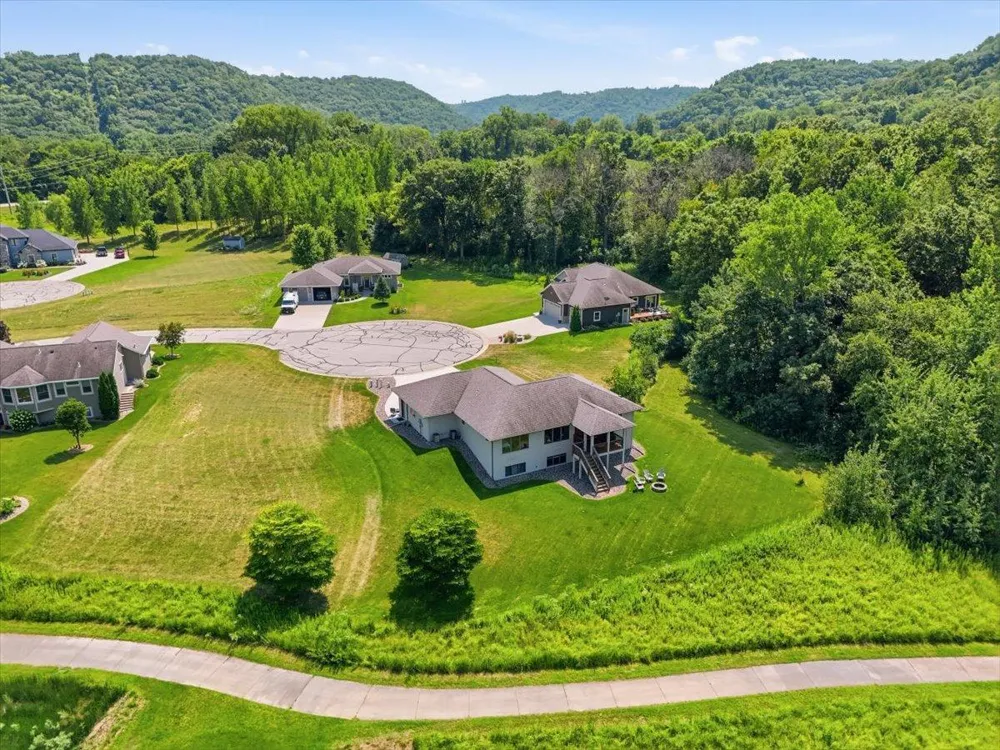148 Medinah Circle W Lake City, MN 55041
