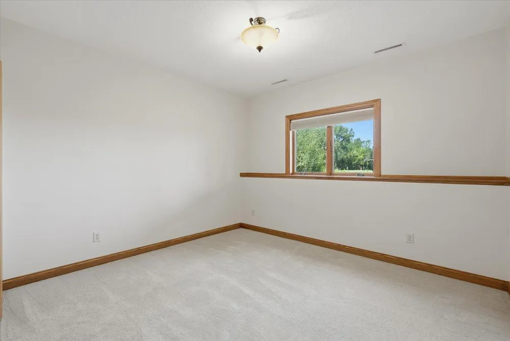 148 Medinah Circle W Lake City, MN 55041