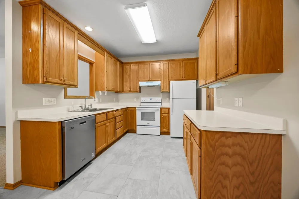 2994 Pitrina Way Little Canada, MN 55117