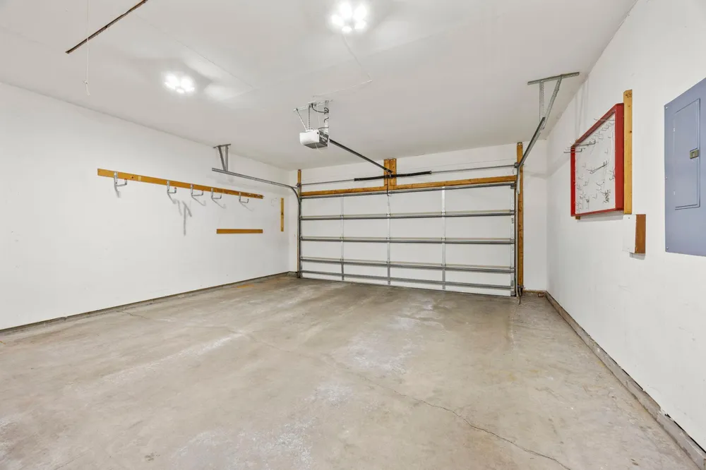 2994 Pitrina Way Little Canada, MN 55117