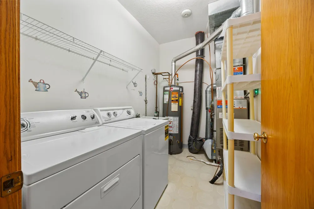 2994 Pitrina Way Little Canada, MN 55117