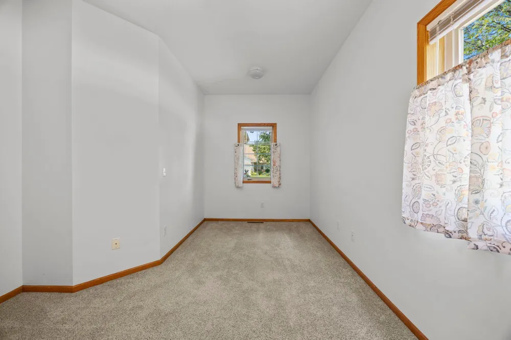 2994 Pitrina Way Little Canada, MN 55117