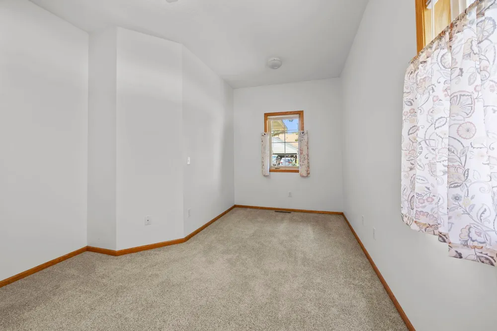 2994 Pitrina Way Little Canada, MN 55117