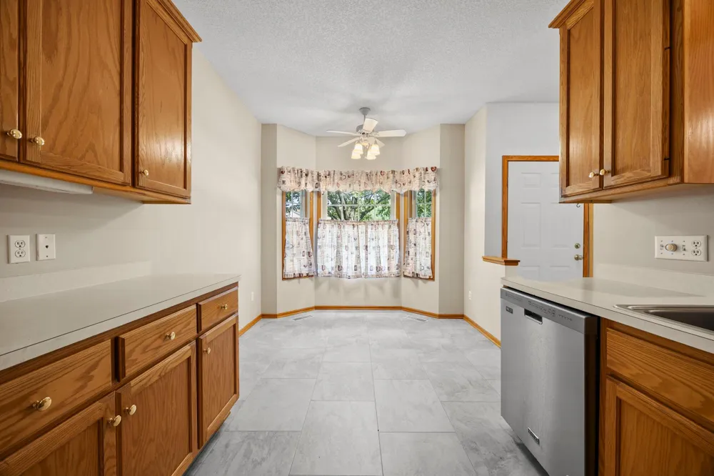 2994 Pitrina Way Little Canada, MN 55117