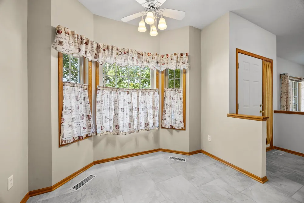 2994 Pitrina Way Little Canada, MN 55117