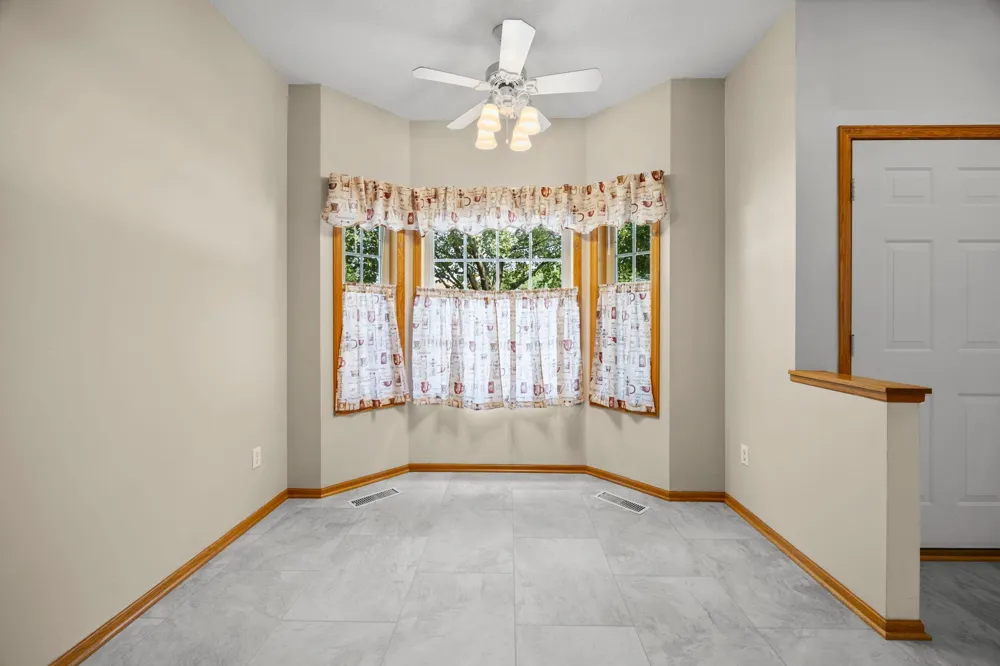 2994 Pitrina Way Little Canada, MN 55117
