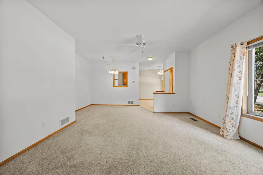 2994 Pitrina Way Little Canada, MN 55117