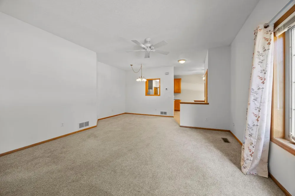 2994 Pitrina Way Little Canada, MN 55117