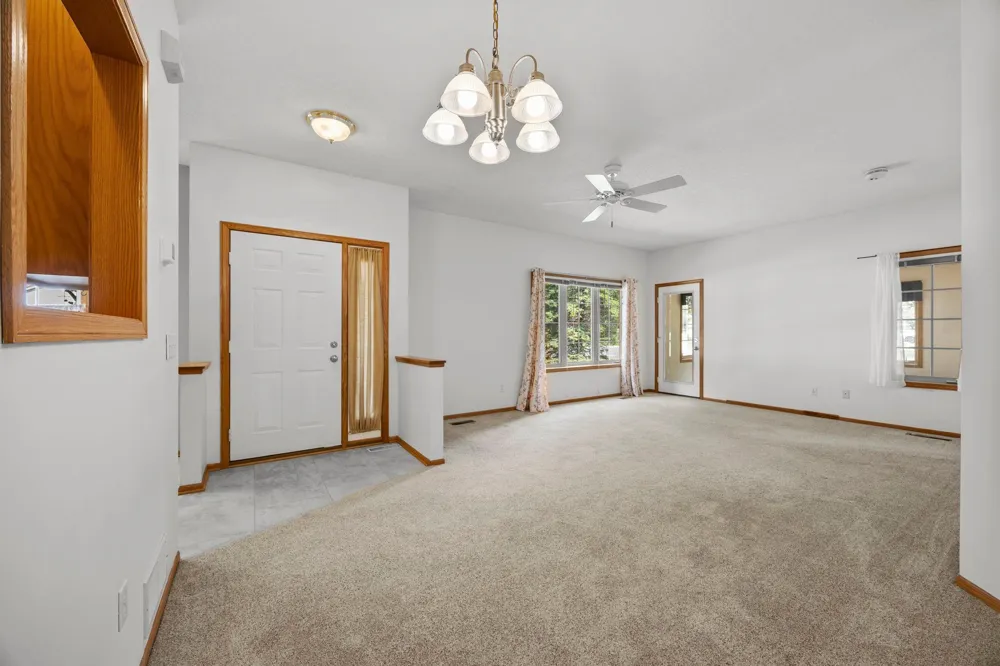 2994 Pitrina Way Little Canada, MN 55117