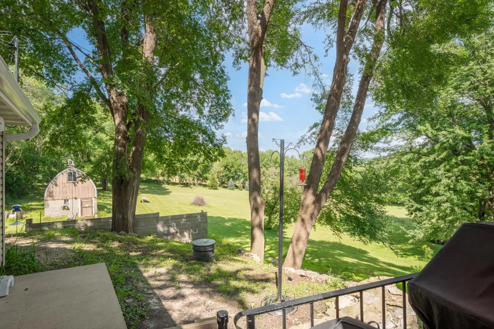 10 9th Avenue NW Oronoco, MN 55960