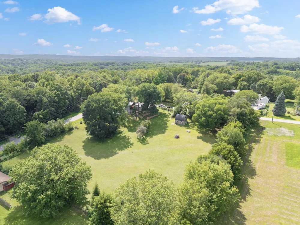 10 9th Avenue NW Oronoco, MN 55960