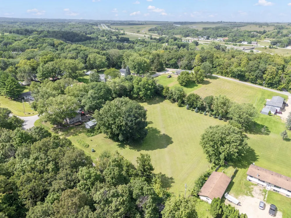 10 9th Avenue NW Oronoco, MN 55960