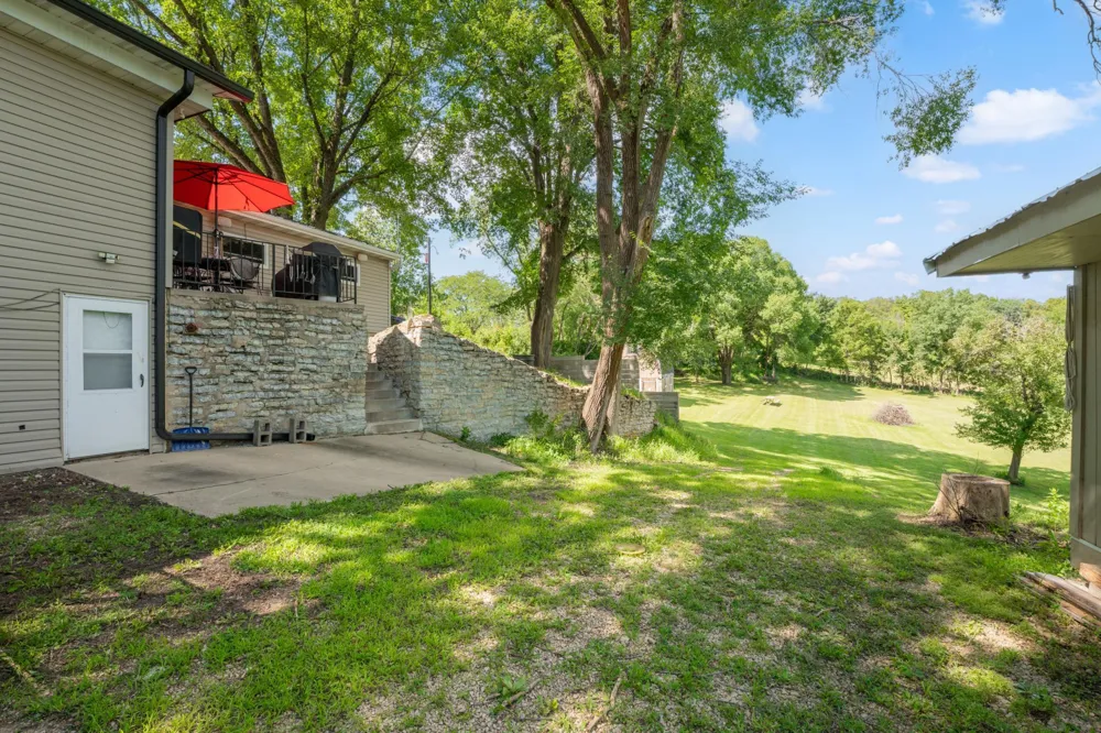 10 9th Avenue NW Oronoco, MN 55960