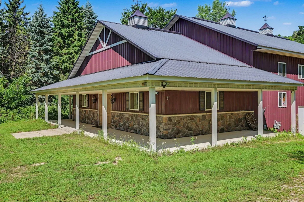 8920 E 250th Street Elko New Market, MN 55020