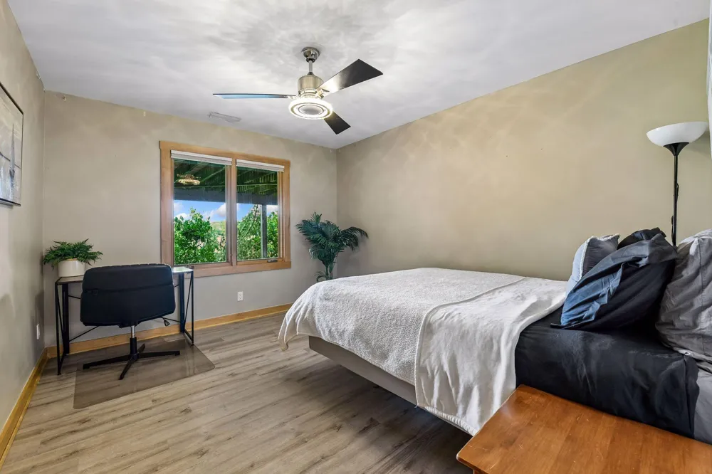 3890 Lone Cedar Lane Chaska, MN 55318