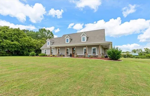 1303 Sandhill Hickory Level Road