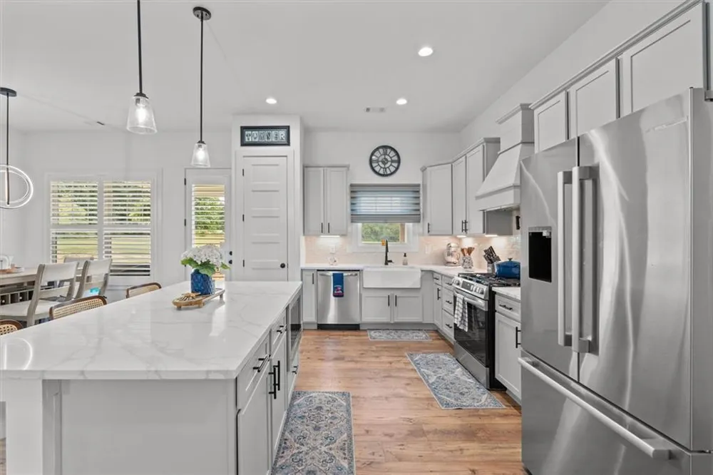 1303 Sandhill Hickory Level Road Carrollton, GA 30116