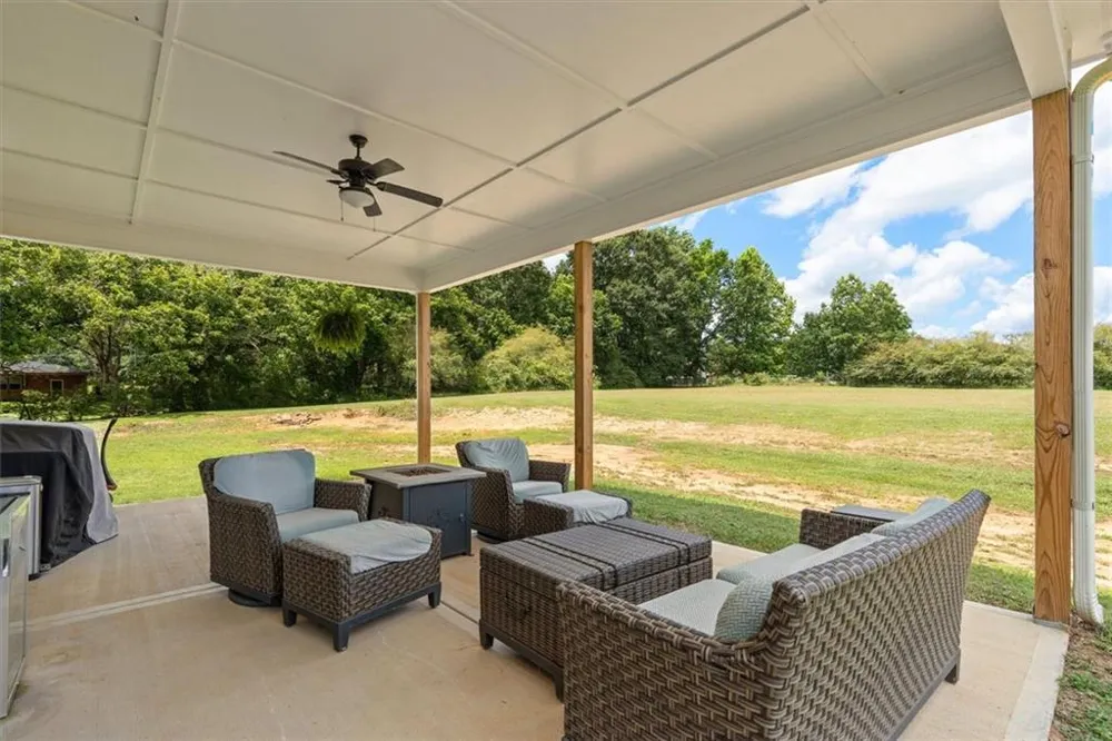 1303 Sandhill Hickory Level Road Carrollton, GA 30116