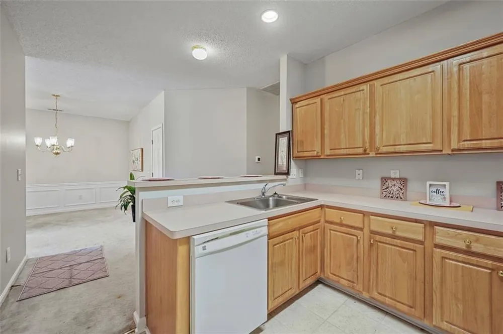 124 CAMRY LANE Grayson, GA 30017
