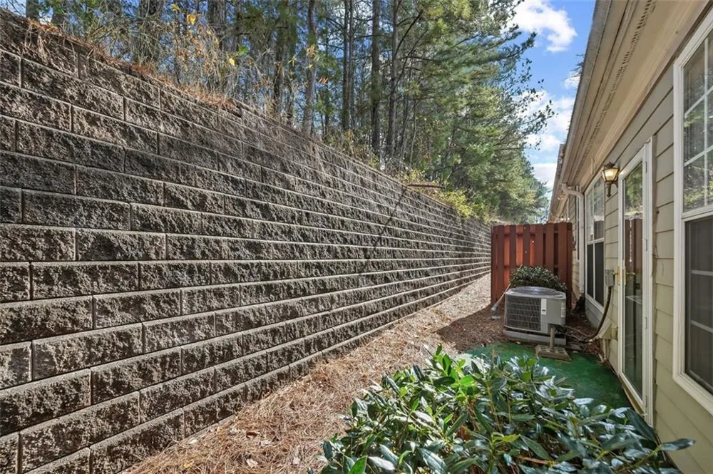 124 CAMRY LANE Grayson, GA 30017