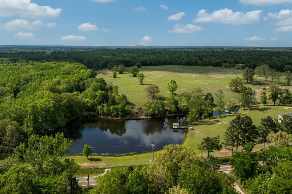 3672 FM 1861 Athens, TX 75752