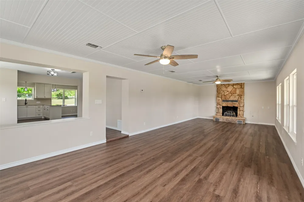 3672 FM 1861 Athens, TX 75752