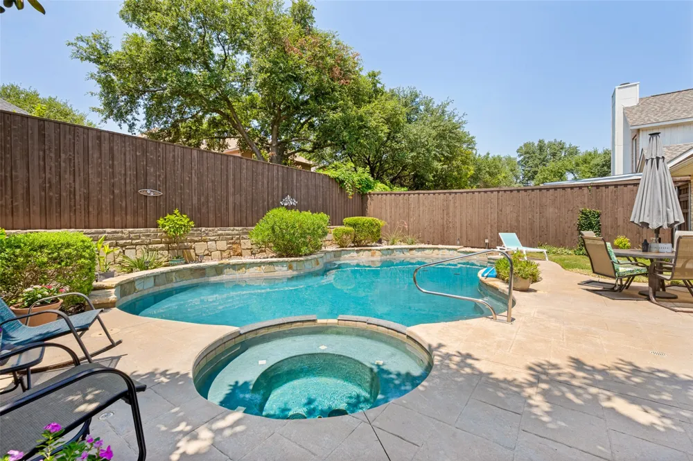 415 Patricia Lane Highland Village, TX 75077