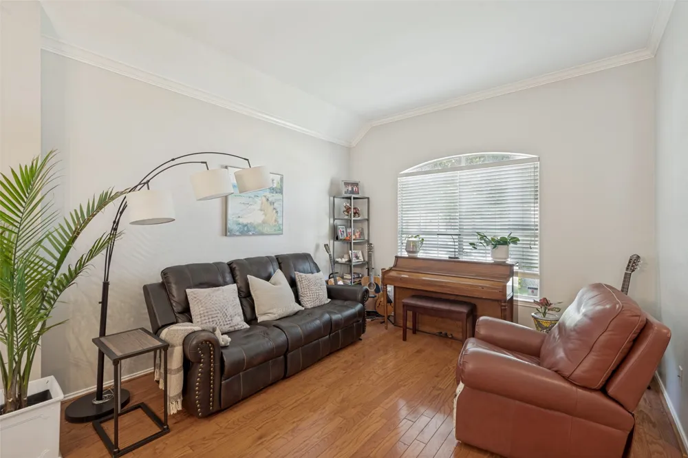 415 Patricia Lane Highland Village, TX 75077