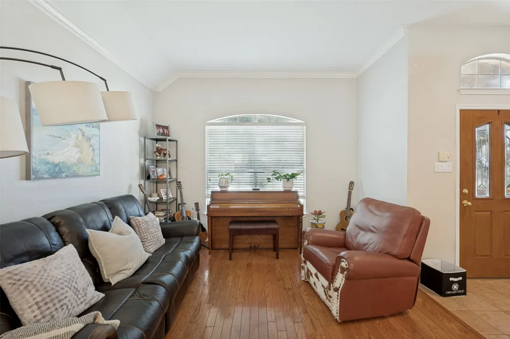 415 Patricia Lane Highland Village, TX 75077