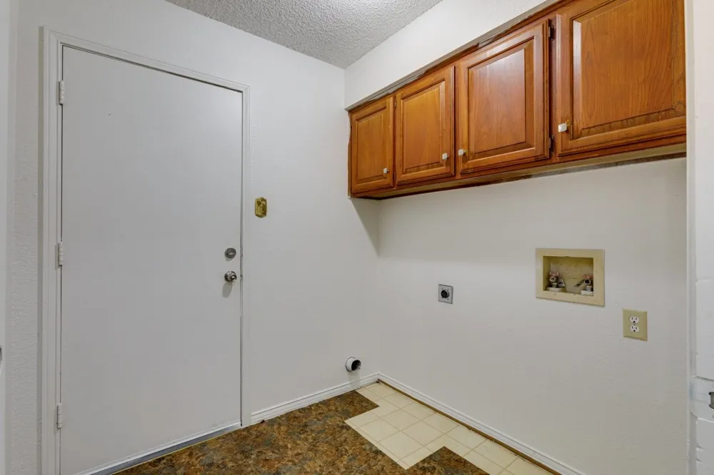902 Wayne Avenue Duncanville, TX 75137