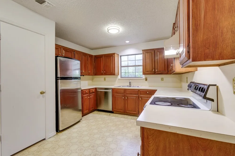 902 Wayne Avenue Duncanville, TX 75137