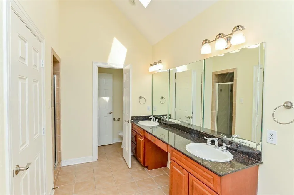 802 Garden Trace Lane Houston, TX 77018