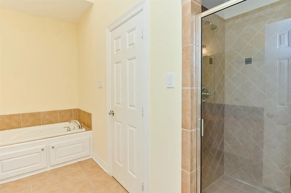 802 Garden Trace Lane Houston, TX 77018