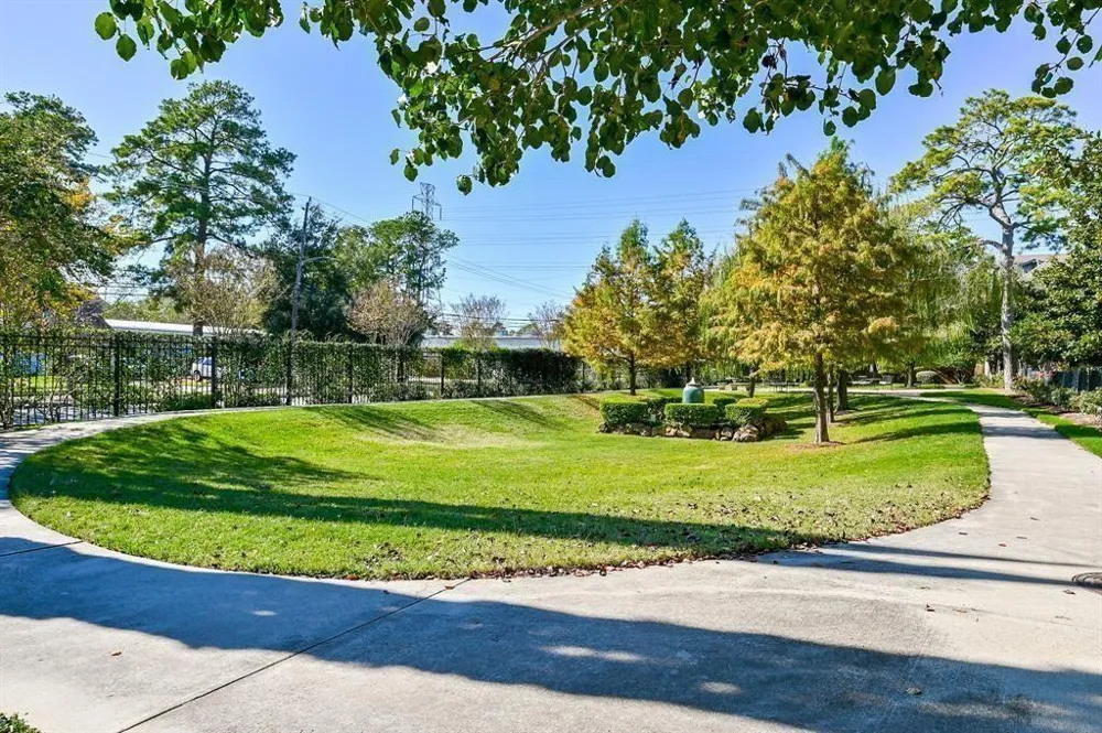 802 Garden Trace Lane Houston, TX 77018