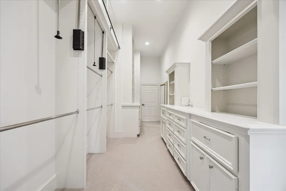 2211 Dunraven Lane Houston, TX 77019