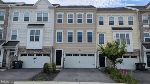 224 JENNY DRIVE