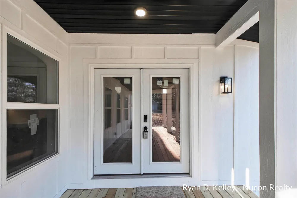 8411 Peninsula Drive W Stanwood, MI 49346