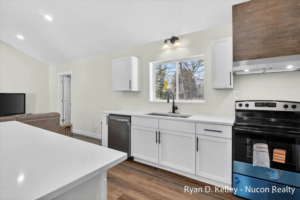 8411 Peninsula Drive W Stanwood, MI 49346