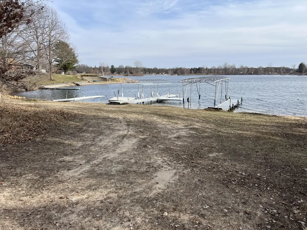 8411 Peninsula Drive W Stanwood, MI 49346
