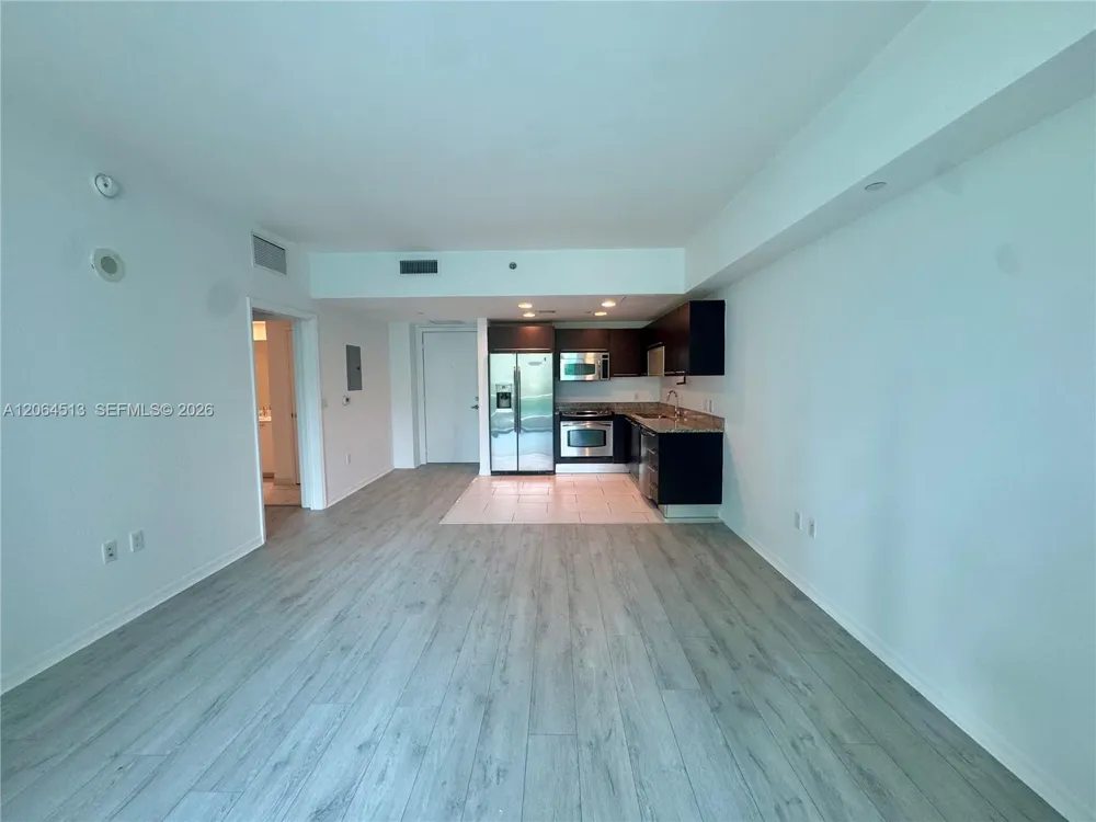 951 Brickell Ave #409 Miami, FL 33131