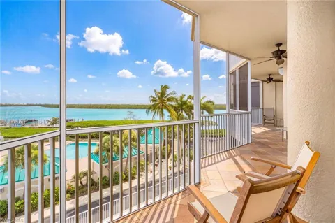 4141 Bay Beach Lane #442