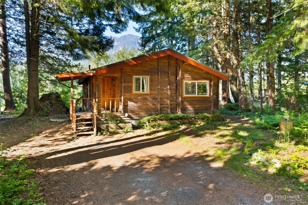 18017 433rd Avenue SE Gold Bar, WA 98251