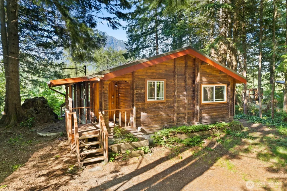 18017 433rd Avenue SE Gold Bar, WA 98251