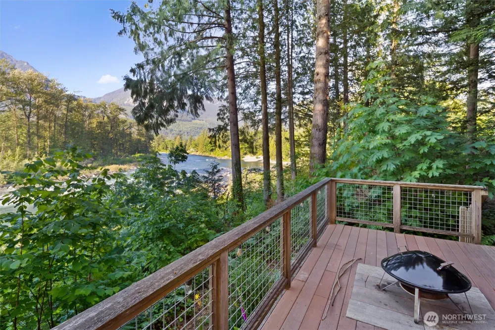 18017 433rd Avenue SE Gold Bar, WA 98251
