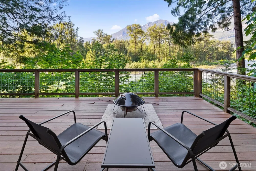 18017 433rd Avenue SE Gold Bar, WA 98251