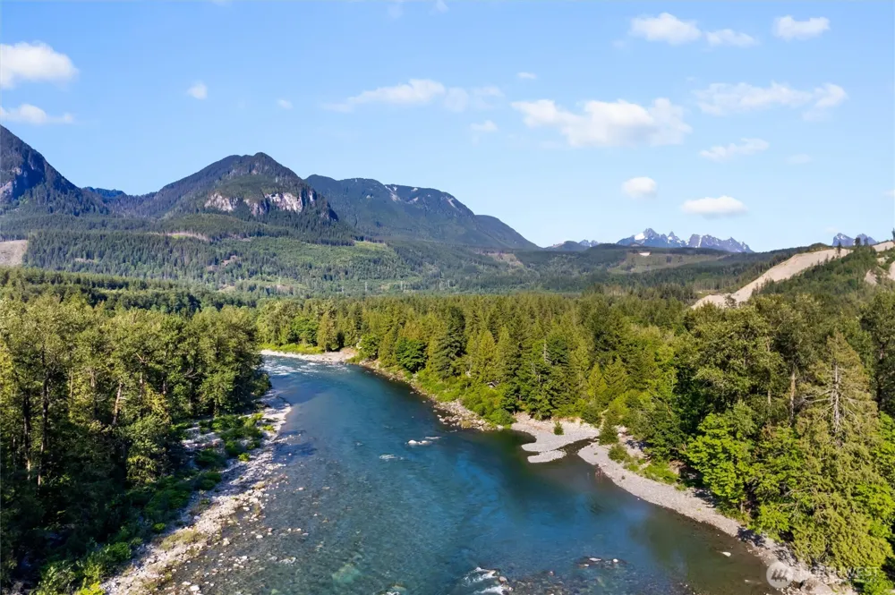 18017 433rd Avenue SE Gold Bar, WA 98251