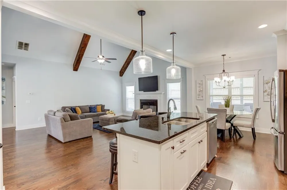 222 Ivey Drive Bethlehem, GA 30620