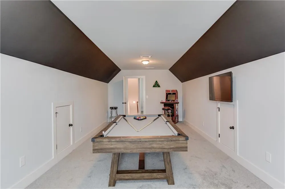222 Ivey Drive Bethlehem, GA 30620